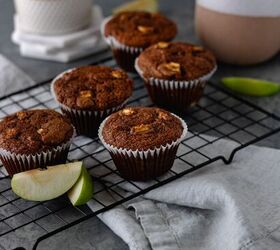 13 muffins that will make any day better, Apple Cinnamon Zucchini Muffins With Cinnamon Sugar Topping