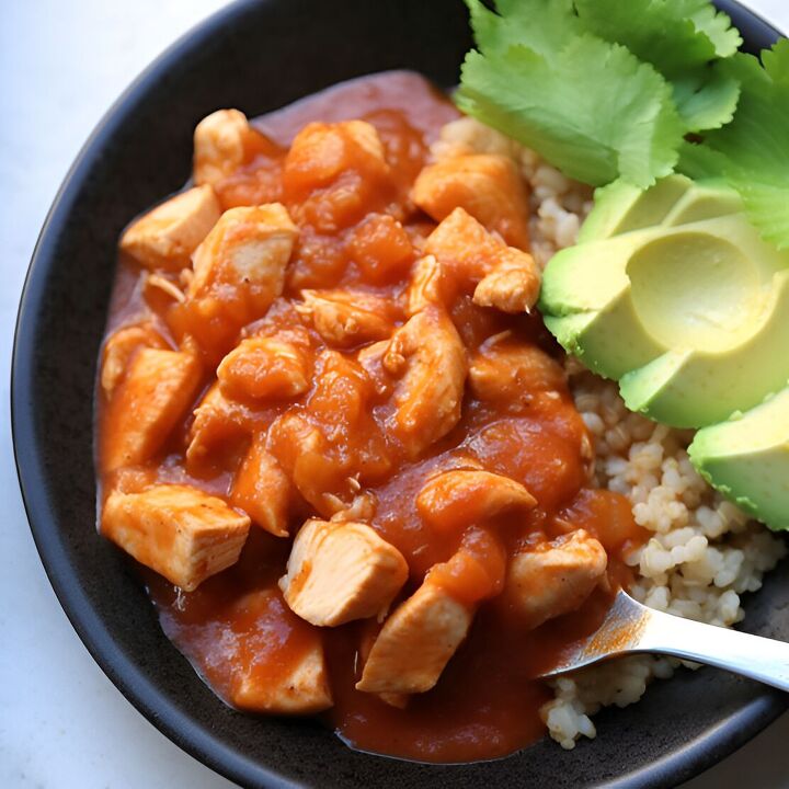 Effortless Hawaiian Chicken in a Crockpot: A Tropical Delight | Foodtalk