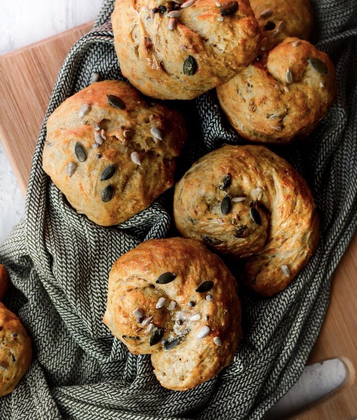 cheese and harissa scones with pumpkin seeds