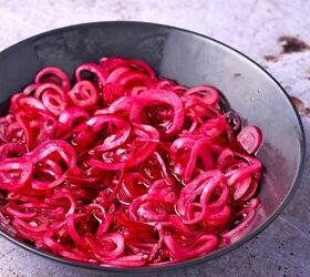 Quick Pickled Red Onions (No Cook Recipe)