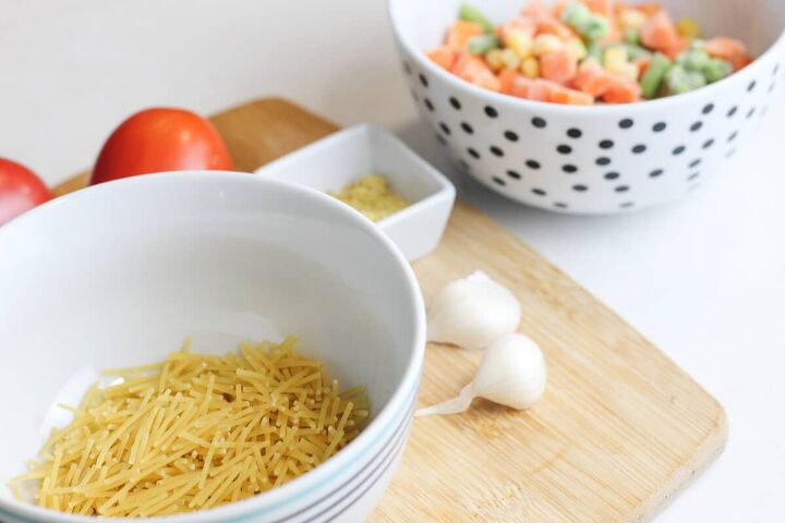 how to make sopa de fideo with extra vegetables, ingredients for sopa de fideo