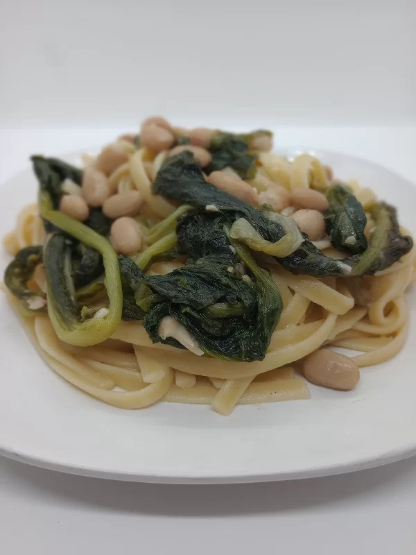 whole wheat pasta aglio e olio with broccoli, Pasta with Escarole and Beans Feature Image