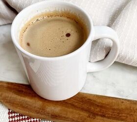 The actual GENIUS spice she adds to her hot cocoa that somehow noone has ever thought about before