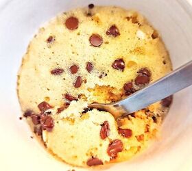 This 1-minute cake might be the fastest way to satisfy your chocolate craving we've seen yet