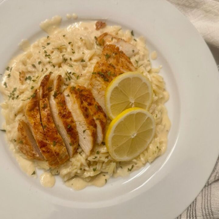 lemon chicken with orzo pasta 30 minute stovetop recipe, Plate of Lemon Chicken Orzo with cream sauce