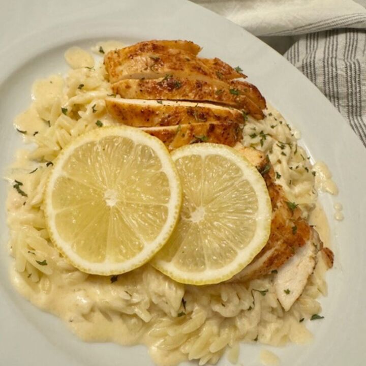lemon chicken with orzo pasta 30 minute stovetop recipe, Close up image of Lemon Chicken With Orzo on a white plate
