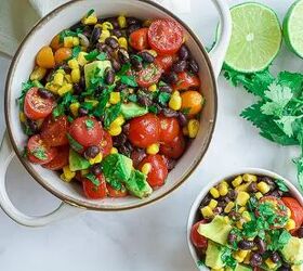 Get ready for a light salad that'll make your lips smile with delight with every bite!