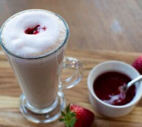 Chai Tea Latte With Strawberry Cold Foam