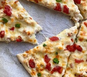 If you like chicken Alfredo, then this pizza version will completely blow you away!