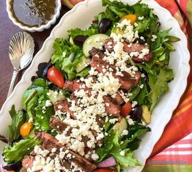 Here's why steak is the #1 best option for building a salad around