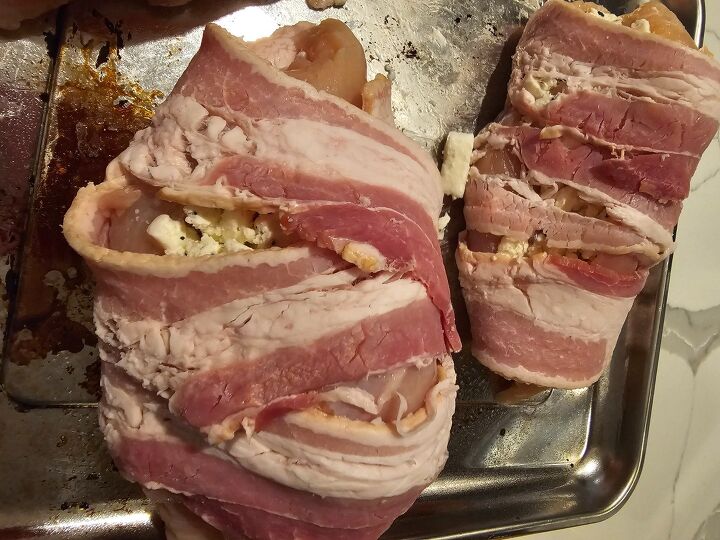 cheesy stuff chicken breast wrapped in bacon
