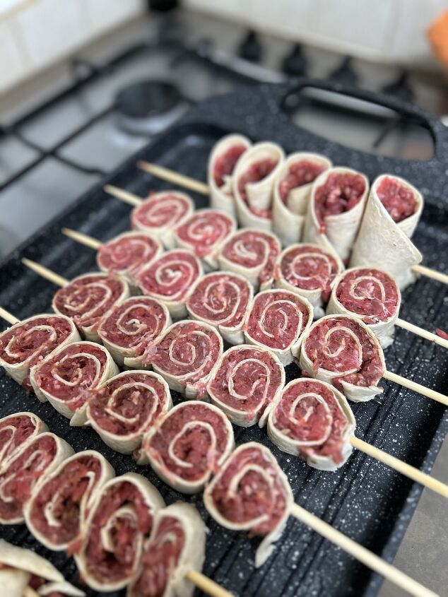 meat tortilla roll