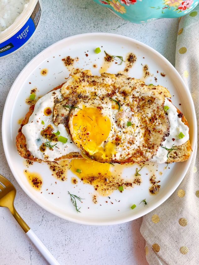 turkish eggs on toast