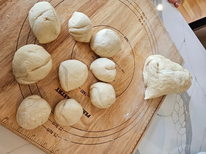 beautiful 9 strand challah that will look absolutely stunning but easy