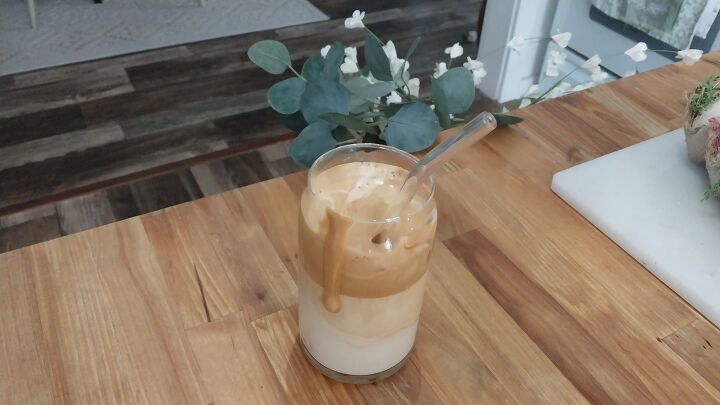 iced caramel latte