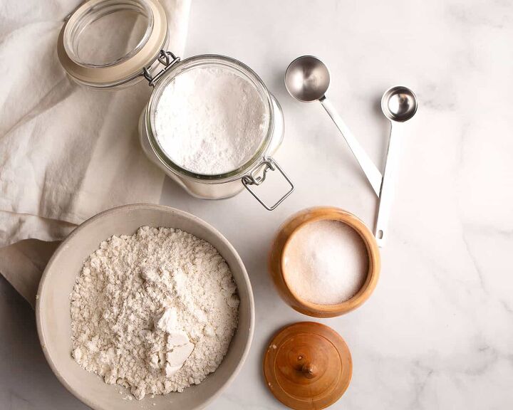 berry ricotta cake, Flour in a bowl baking powder salt measuring spoons