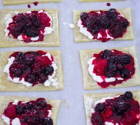 puff pastry tarts with mixed berries, Before Baking