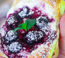 puff pastry tarts with mixed berries, Puff Pastry Tart with Mixed Berries