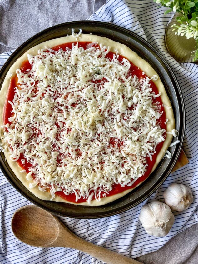 Best Homemade Pizza Dough | Foodtalk