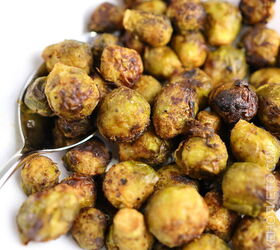crispy air fryer brussels sprouts, Crispy and caramelized air fryer Brussel sprouts