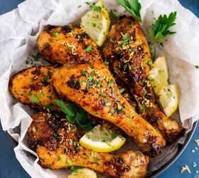 Make beautifully crispy golden brown fried chicken drumsticks <em>without</em> frying the chicken!