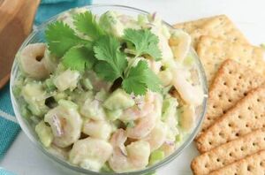 The fresh, citrus flavors in the salad make it super appetizing (and it's ready in 10 minutes!)