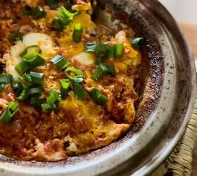 Finger Lickin’ Good Tomato Eggs Skillet 