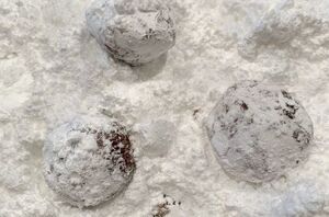 "I've always been so afraid to make macaroons... but you definitely put the E in easy!" -Nelly's Blog