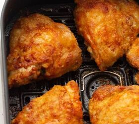 This 2 ingredient air fryer fried chicken is not only delicious, but it's super easy to make!