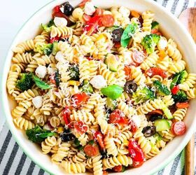 She begged and pleaded for YEARS for her aunt to share this pasta salad recipe with her!