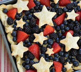 Celebrate the red, white, and blueberry with this easy & delicious dessert idea!