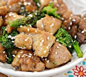 This Keto sesame chicken is a fast and easy weeknight dinner that is low in carbs but high on flavor