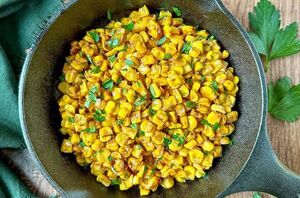 Wondering how to cook corn from a can that is actually flavorful? Here you go (ready in ten minutes!)