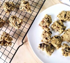 homemade vegan oatmeal date cookies gluten free, homemade vegan oatmeal date cookies on baking rack and white plate