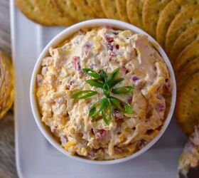 Need a delicious cheese spread for your next party? Try something with a little Southern flair!