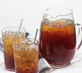 This easy sweet tea recipe is such a refreshing drink to cool down with during the hot summer months!