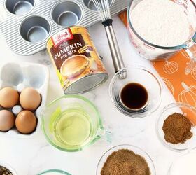 pumpkin pie filling muffins, Pumpkin pie filling ingredients on a white table