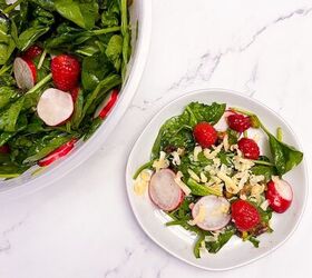 This simple spinach salad recipe made her husband rethink everything he knew about salads