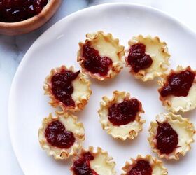 These 3-ingredient tarts are so easy and quick to make, but look gourmet (and taste incredible!)