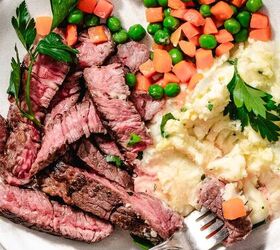 pan seared chuck steak, Chuck steak dinner including steak mashed potatoes and peas and carrots