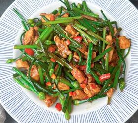 garlic chive flowers recipe stir fry with chicken, garlic chive flowers 2