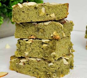 Rich Matcha Brownies Recipe (With White Chocolate)