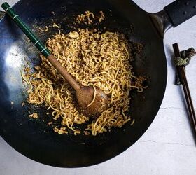 All you need for these Chinese Dan Dan noodles are some sauces, cooked noodles, and ground pork