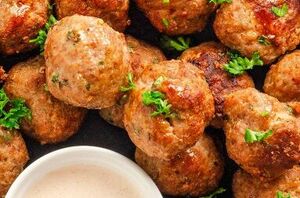 Try this trick to make just-as-tasty meatballs but with less oil!