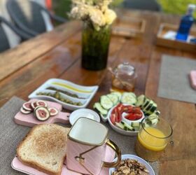 fresh figs toast breakfast