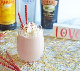 With a gorgeous pink color and a sweet flavor, you'll love whipping up this drink!