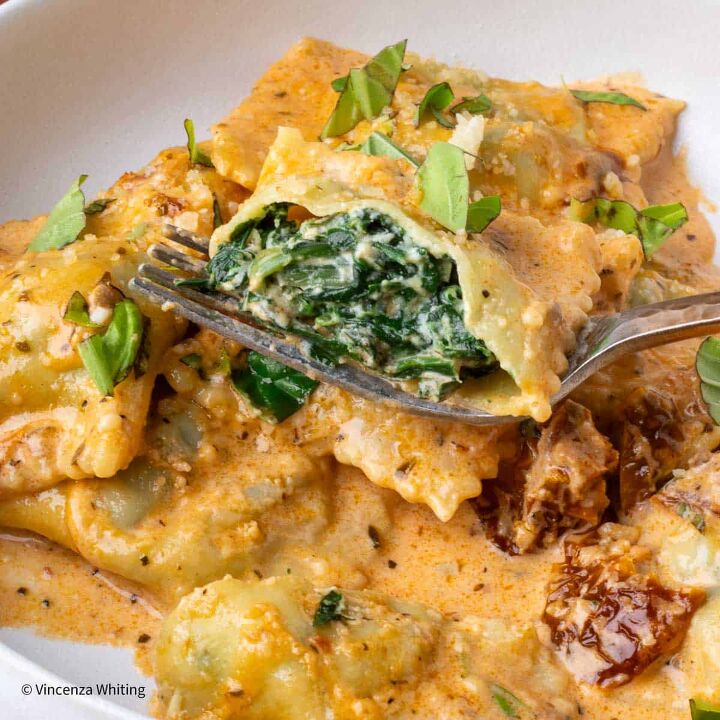 Homemade Spinach Ravioli With Ricotta Cheese | Foodtalk