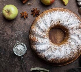 apple bundt cake recipe apple cake recipe with glaze, Overhead image of Apple Bundt Cake