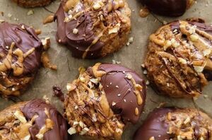 Breakfast and cookie are two words that society wants to consciously uncouple but we disagree!