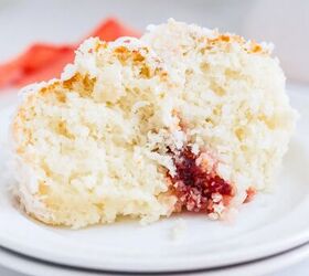 how to make a frosty snowman coconut bundt cake, slice of snowman bundt cake